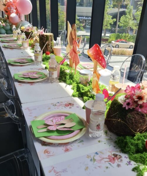 Themed Table Setup