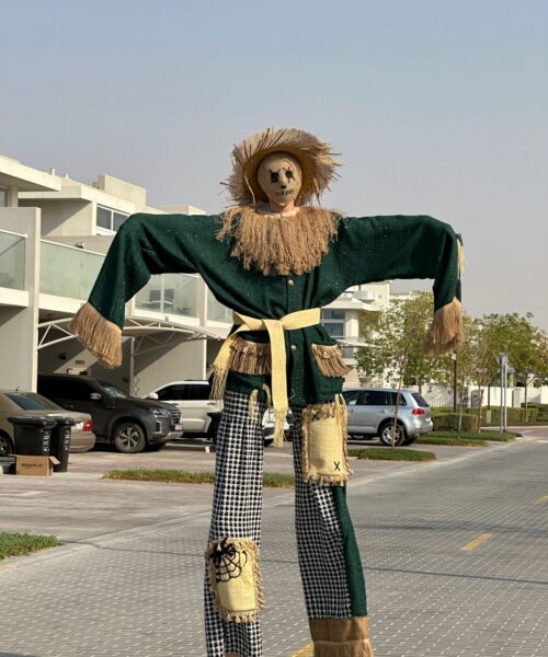 Scarecrow Stilt Walker 1